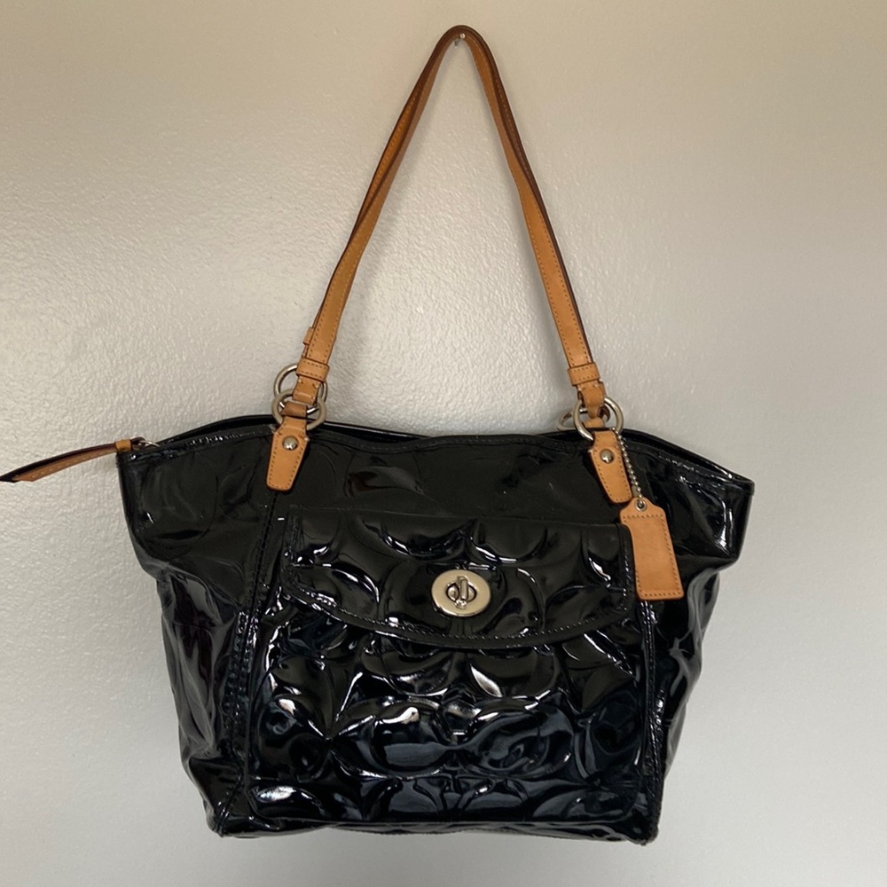 Coach Black Patent Leather Tote Bag Large Signature C Embossed Tan Strap EUC
